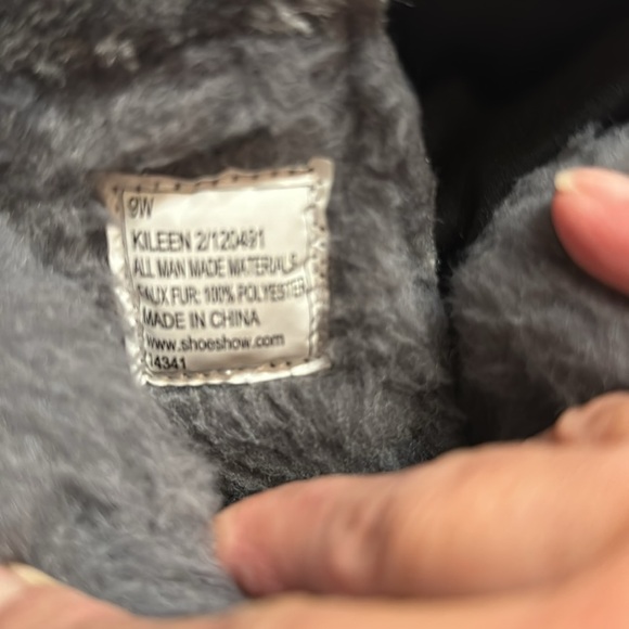 Woman’s Kileen Totes boots in size 9W.  These are new without tag - Picture 8 of 8